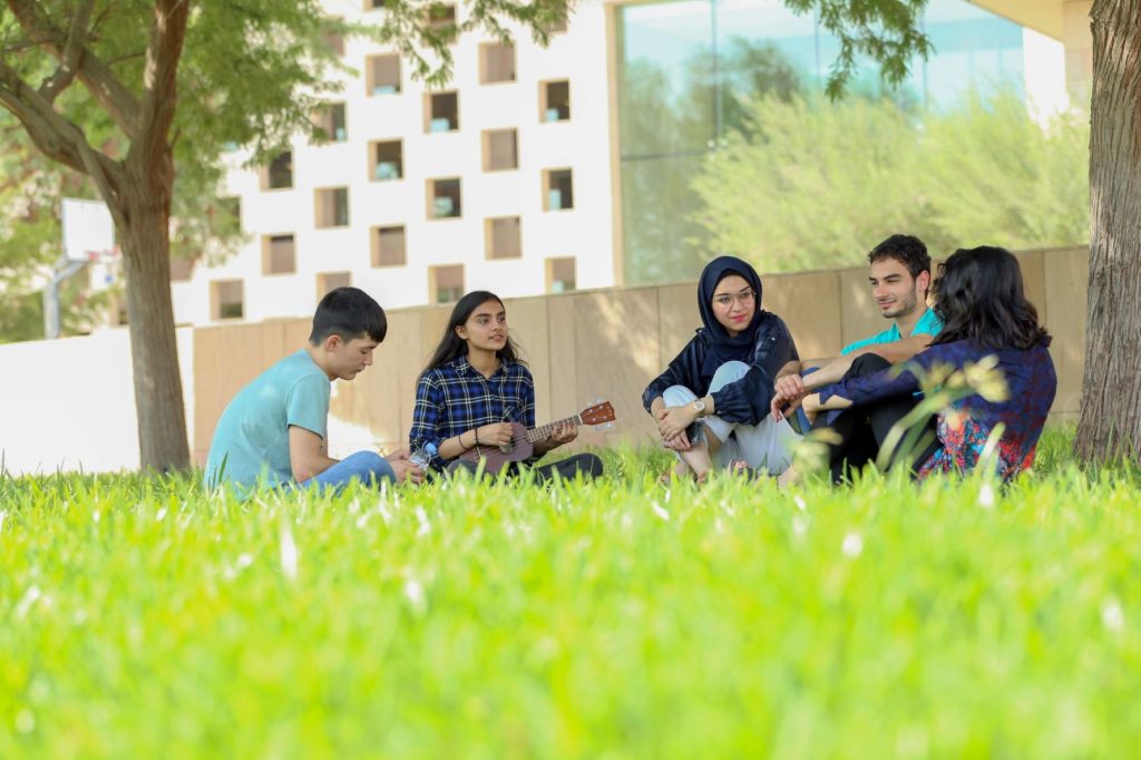 آموزش در قطر و پیشگامی‌ بنیاد قطر برای راحتی تحصیل در قطر