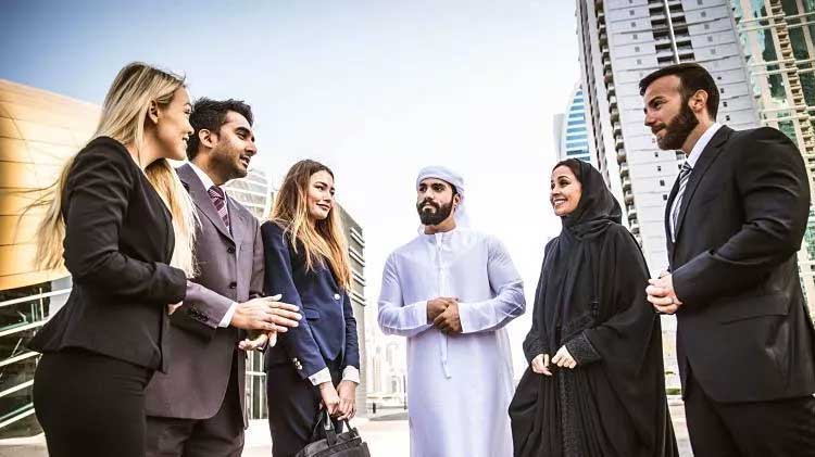 جلسه تجاری با بازرگانان دبی : راهنمای فرصت‌ها و نکات کلیدی